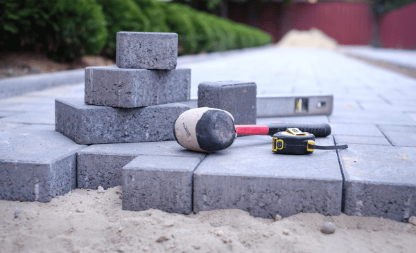 Prace brukarskie i budowlane jako podwykonawca